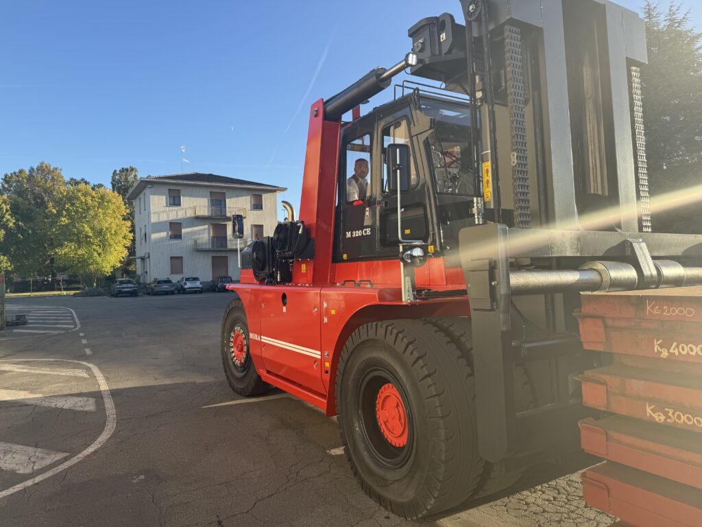 M320CE avtd